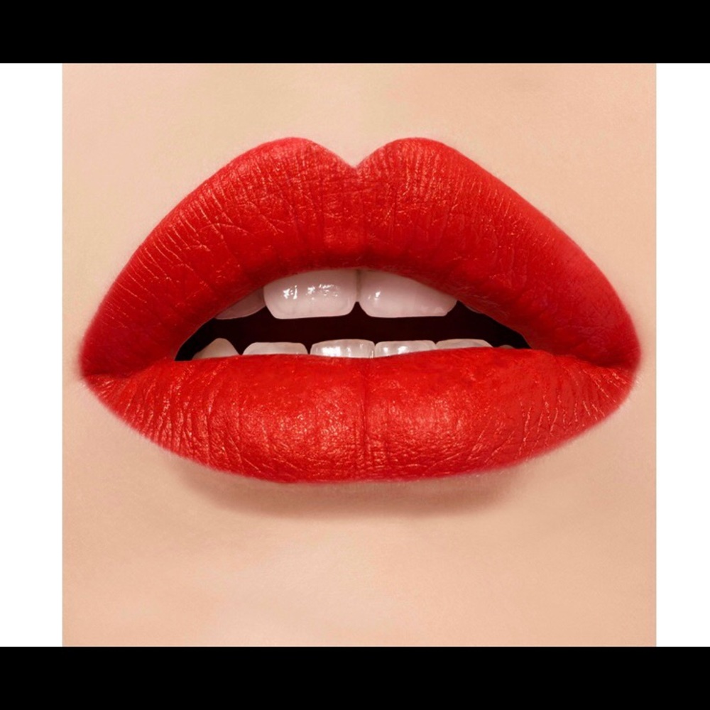 Ysl red lipstick